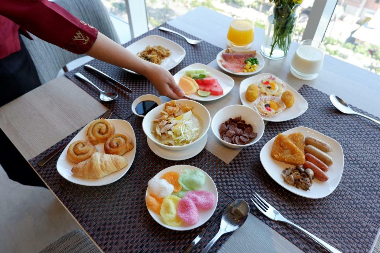 Oakwood Hotel & Residence Surabaya Eksteriør bilde